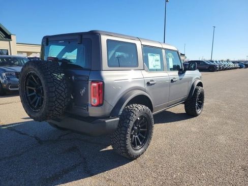 New 2025 Ford Bronco Base image 23