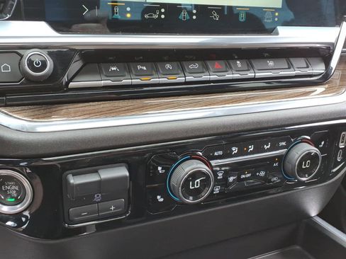 Used 2023 Chevrolet Silverado 1500 RST w/ RST All Star Premium Package AWD/4WD image 11