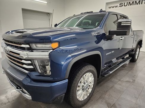 Used 2021 Chevrolet Silverado 2500 High Country w/ Z71 Off-Road Package image 7