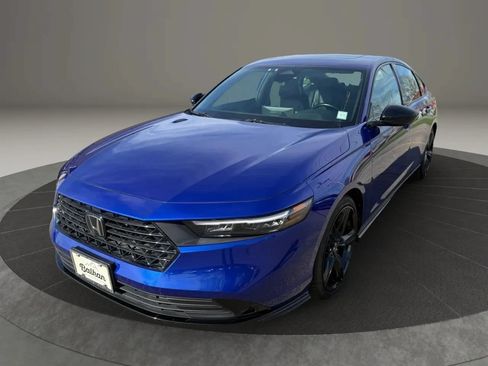 Used 2024 Honda Accord Sport image 12