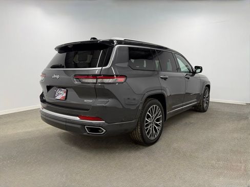 Used 2022 Jeep Grand Cherokee L Summit image 10