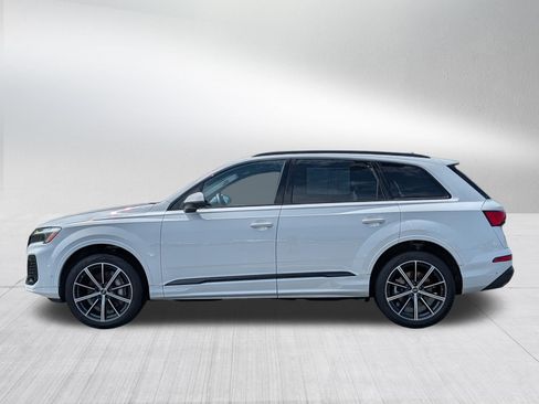 Certified 2025 Audi Q7 2.0T Premium Plus w/ Premium Plus Package AWD/4WD image 4