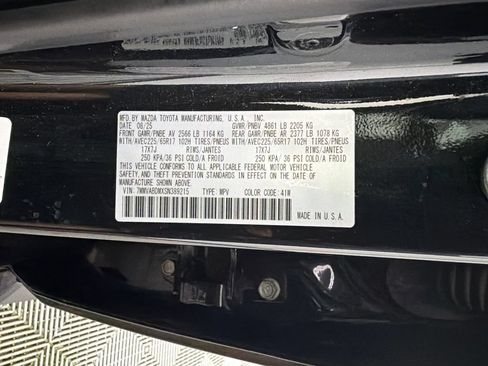 Used 2025 MAZDA CX-50 AWD 2.5 S w/ Premium Package image 34