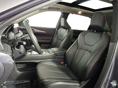 Certified 2025 INFINITI QX60 Luxe image 15