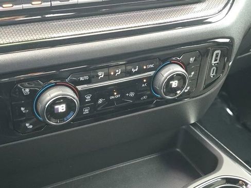 Used 2025 Chevrolet Silverado 1500 ZR2 w/ Technology Package AWD/4WD image 36