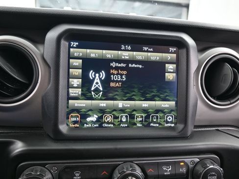 Used 2021 Jeep Wrangler Unlimited Sport AWD/4WD image 21
