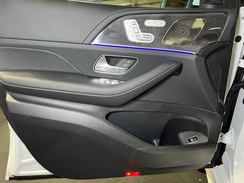 New 2026 Mercedes-Benz GLE 63 AMG S image 21