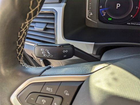 Certified 2023 Volkswagen Atlas SE image 35