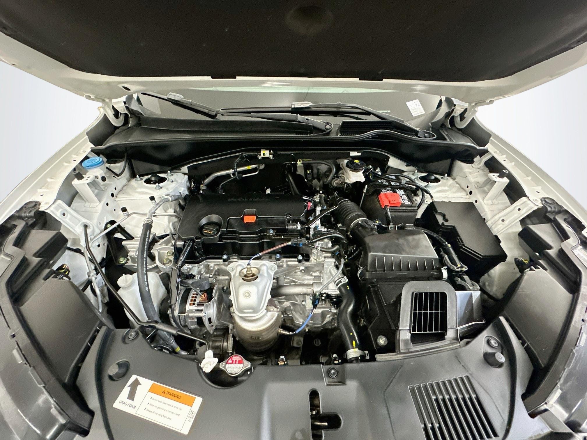 Used 2025 Honda HR-V Sport image 33