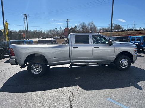 New 2026 RAM 3500 Tradesman image 11