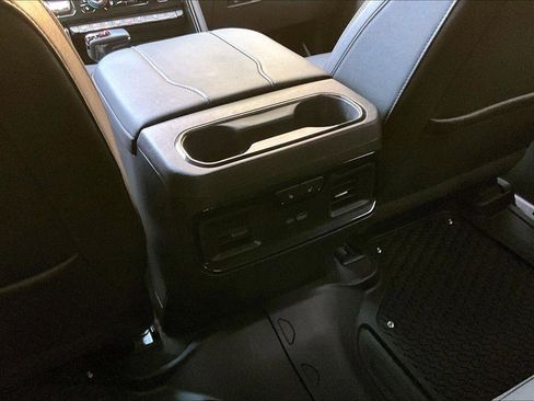 Used 2025 GMC Sierra 1500 AT4 w/ AT4 Premium Package AWD/4WD image 35