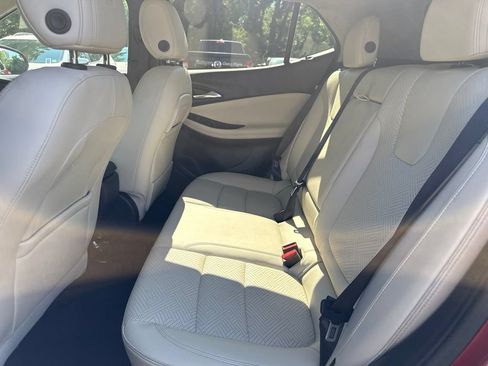 Used 2020 Buick Encore GX Essence w/ Experience Buick Package AWD/4WD image 12