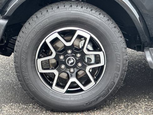 Certified 2025 Ford Bronco Outer Banks image 28