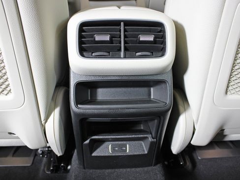 New 2026 Mercedes-Benz GLE 350 4MATIC image 30