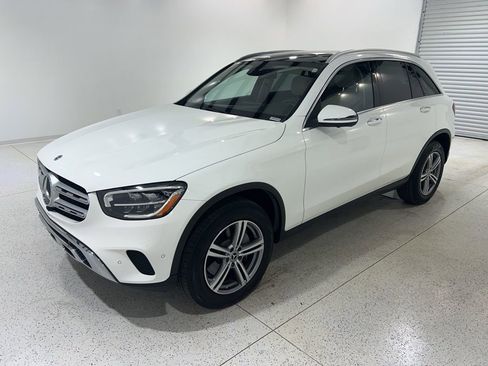 Used 2022 Mercedes-Benz GLC 300 image 1