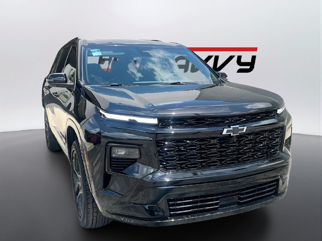 Used 2024 Chevrolet Traverse RS w/ LPO, Floor Liner Package FWD image 1