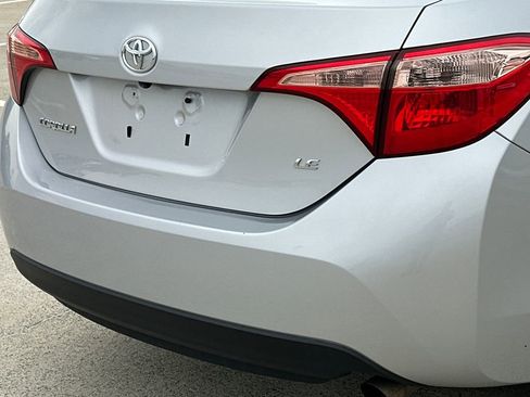 Used 2019 Toyota Corolla LE FWD image 5