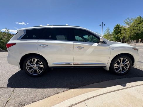Used 2015 INFINITI QX60 FWD w/ Deluxe Touring Package image 8