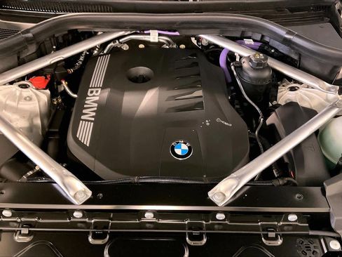 New 2026 BMW X5 sDrive40i w/ M Sport Package image 17