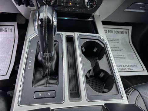 Used 2017 Ford F150 Lariat w/ Equipment Group 502A Luxury image 23