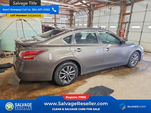 Used 2015 Nissan Altima 2.5 S w/ Special Edition Package FWD image 4