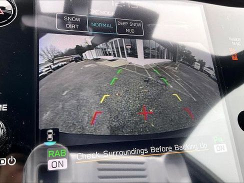 Used 2024 Subaru Outback Wilderness image 14