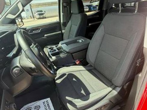 Used 2025 Chevrolet Silverado 1500 LT image 11