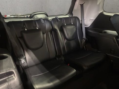 Used 2012 Toyota Highlander Limited w/ Tow Pkg AWD/4WD image 19