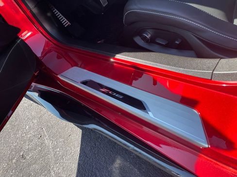 Used 2025 Chevrolet Corvette Z06 w/ Chrome Exterior Badge Package RWD image 22