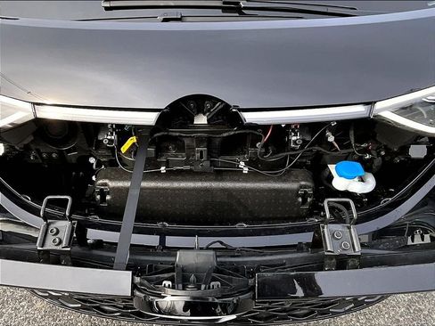 New 2025 Volkswagen ID. Buzz Pro S RWD image 16