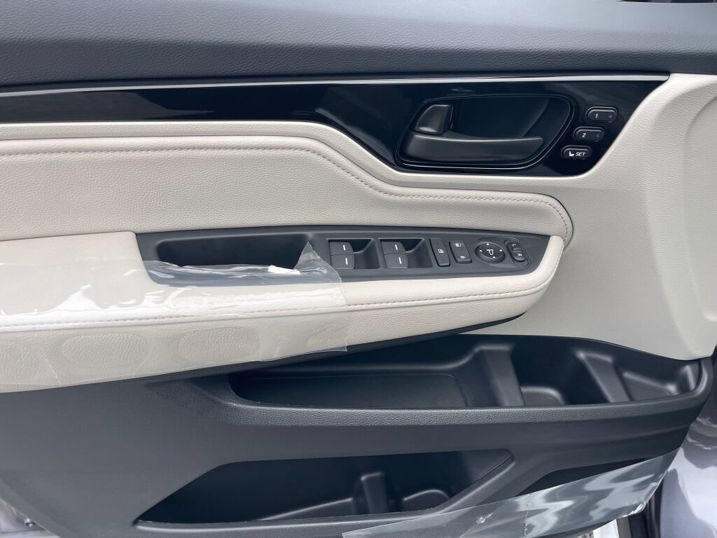 New 2027 Honda Odyssey Touring image 7