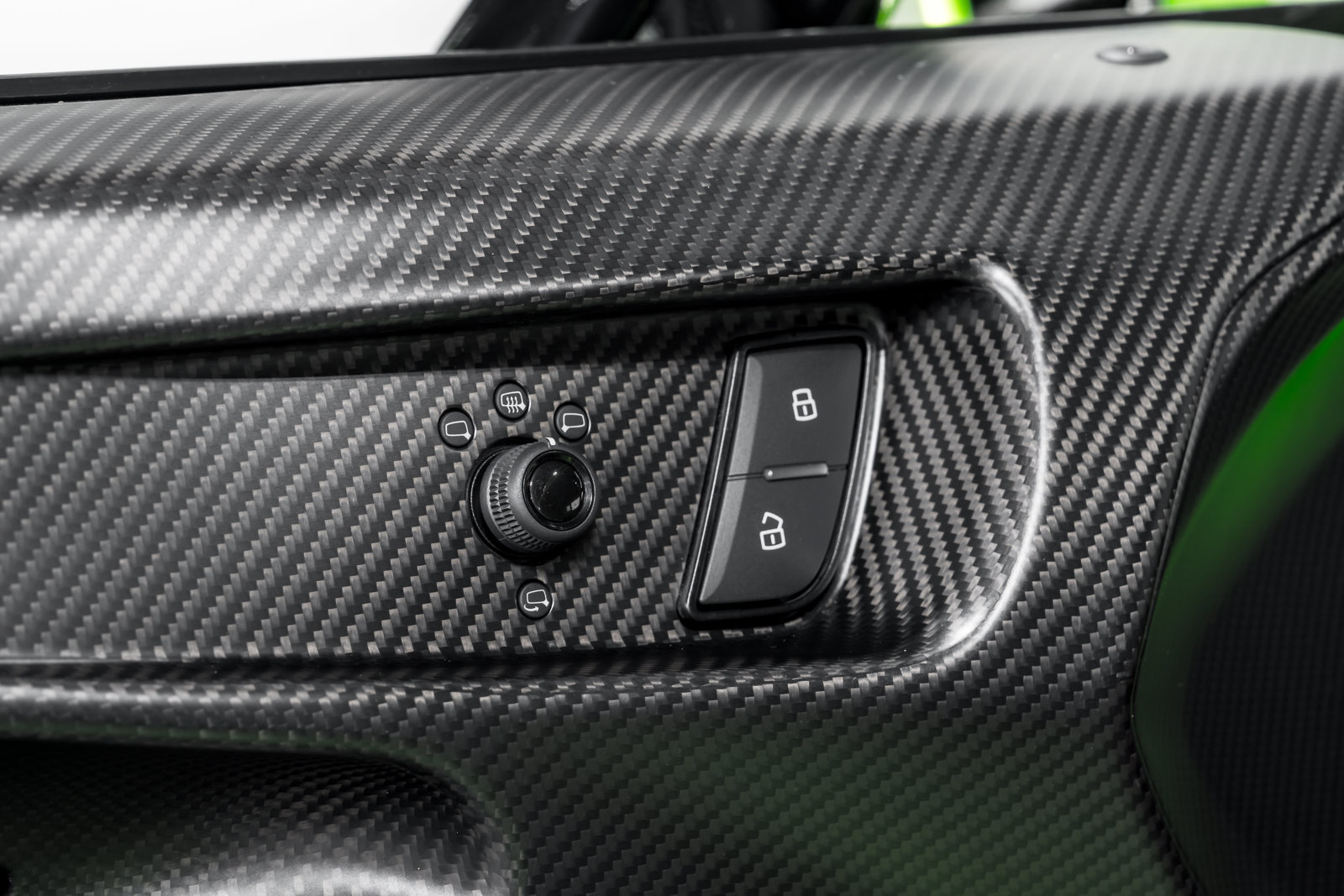 Used 2023 Lamborghini Huracan STO RWD image 10
