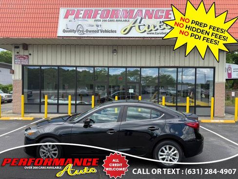 Used 2017 MAZDA MAZDA3 Sport w/ Preferred Equipment Package FWD image 3