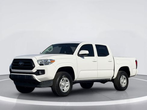 Used 2023 Toyota Tacoma SR AWD/4WD image 2