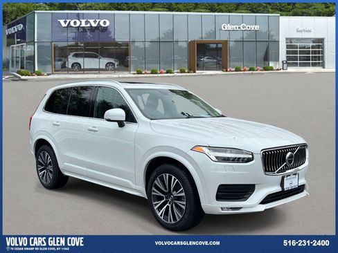 Used 2022 Volvo XC90 T5 Momentum w/ Climate Package AWD/4WD image 1