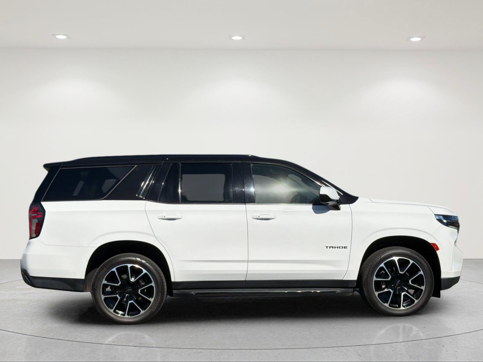Used 2021 Chevrolet Tahoe RST AWD/4WD image 6