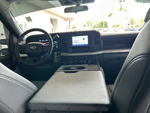 Used 2025 Ford F350 XL w/ XL Driver Assist Package AWD/4WD image 30