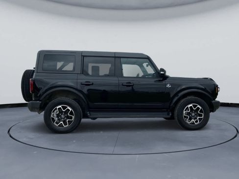 Used 2025 Ford Bronco Outer Banks AWD/4WD image 4