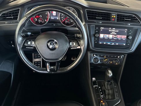 Used 2021 Volkswagen Tiguan SE R-Line image 13