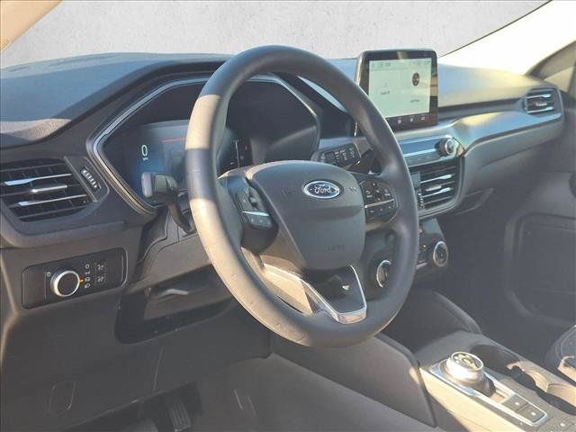 Used 2025 Ford Escape Active FWD image 8