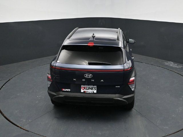 Used 2025 Hyundai Kona SEL AWD/4WD image 50