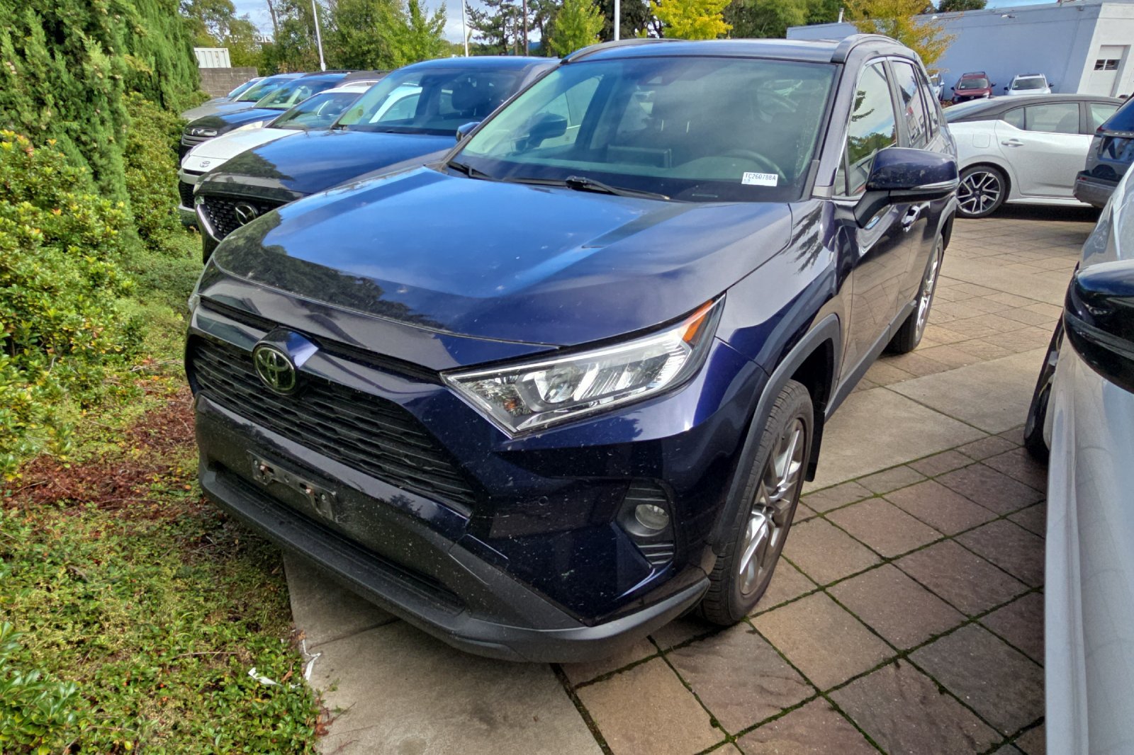 Used 2021 Toyota RAV4 XLE Premium AWD/4WD image 2