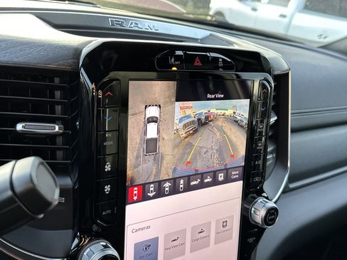 New 2026 RAM 2500 Laramie w/ Sport Appearance Package AWD/4WD image 23