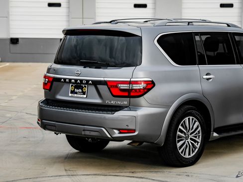 Used 2021 Nissan Armada SL w/ Captain's Chairs Package image 14