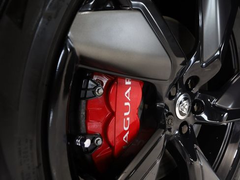 Used 2024 Jaguar F-PACE SVR image 23