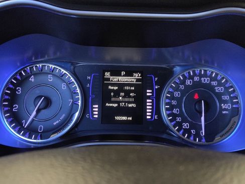 Used 2016 Chrysler 200 LX image 23