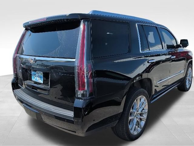 Used 2018 Cadillac Escalade Premium Luxury AWD/4WD image 4