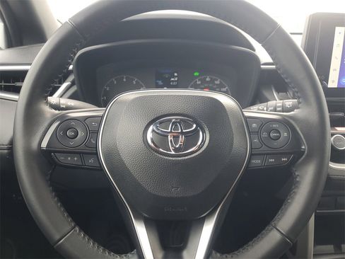 Used 2024 Toyota Corolla Cross SE image 20