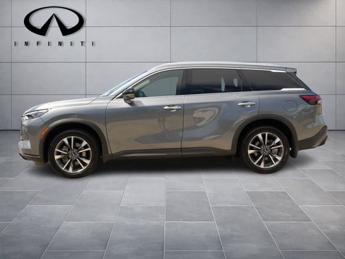Certified 2023 INFINITI QX60 Luxe w/ Cargo Package AWD/4WD image 4