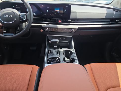 New 2026 Kia Carnival SX FWD image 15